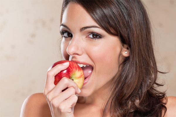 水果减肥法 瘦腰减腹吃这七种水果