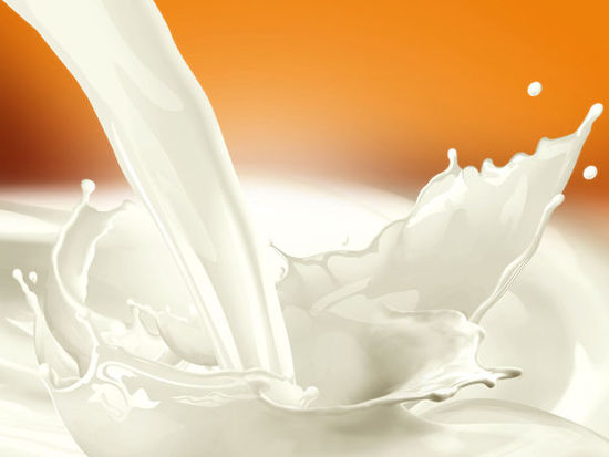 喝牛奶能美白？