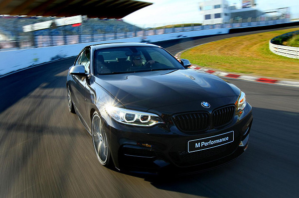 BMW 推出M235i Track Edition限量车型