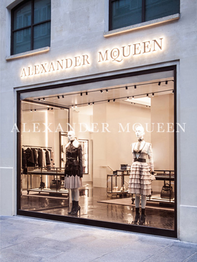 Alexander McQueen 首家巴黎旗舰店隆重开幕