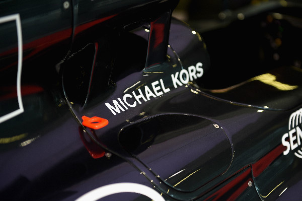 Michael Kors 与迈凯轮本田车队展开全新合作