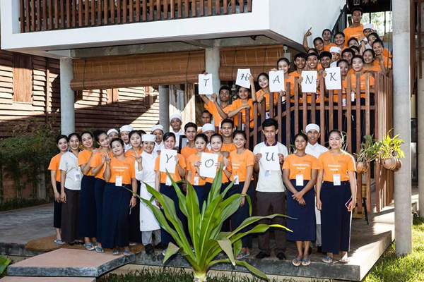 当执着奉献邂逅酒店业：柬埔寨的希望之光