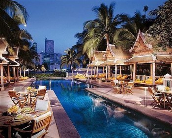 Peninsula-Bangkok-Hotel